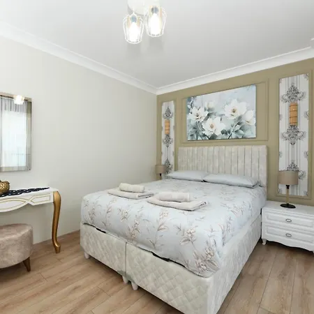 Space Suite 4 * Istanbul