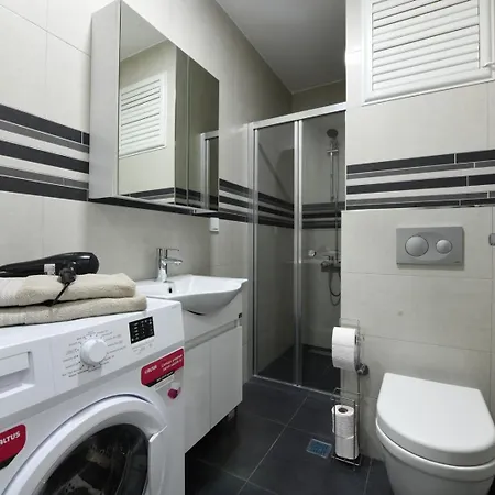Space Suite 4 * Istanbul
